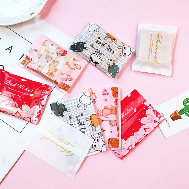 Sacs en plastique colorés floc - Food Halloween Snacks avis et prix